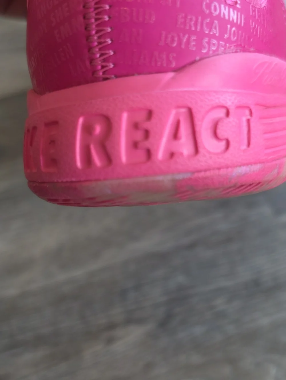 Nike Zoom KD 11 Aunt Pearl Pink Sneakers 7Y LE Breast Cancer 8.5 Women's
